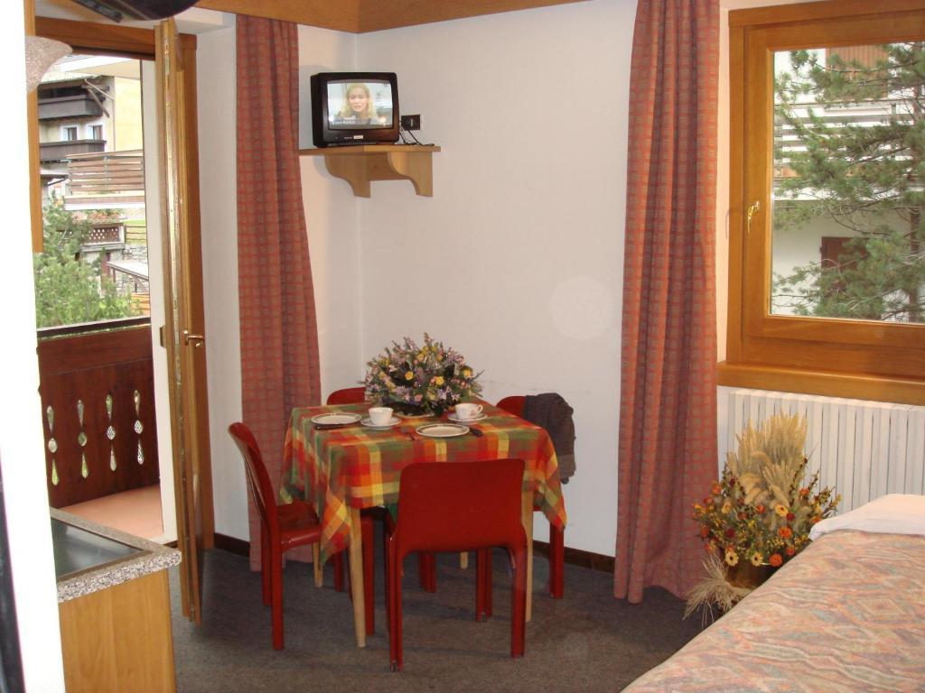 Casa Stefano E Lucia Aparthotel Bormio Exterior foto